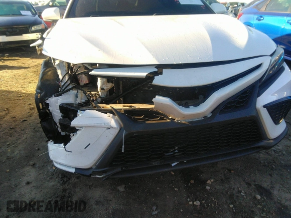 2021 Toyota Camry SE Nightshade with VIN 4T1T11AK7MU515295, listed as a IAAI auction lot 41440563 with 72,686 mi miles. Bid and sale history available at carsss.com. Image 17.