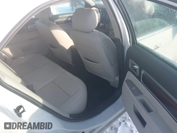 2008 Lincoln MKZ with VIN 3LNHM28T78R637718, listed as a IAAI auction lot 41351715 with 1 mi miles. Bid and sale history available at carsss.com. Image 8.
