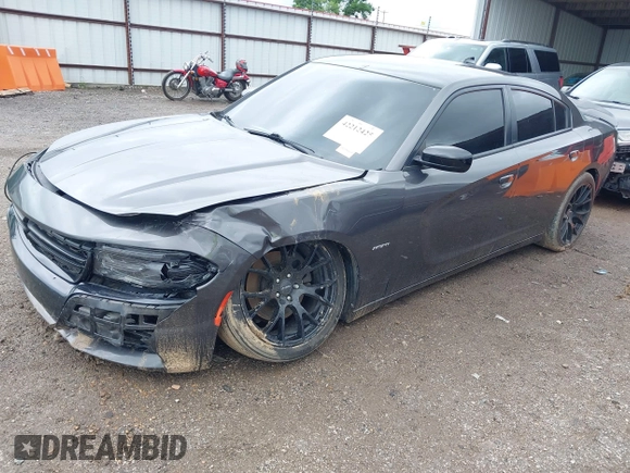 2017 Dodge Charger R/T z VIN 2C3CDXCTXHH667525, wystawiony jako IAAI lot #42212425 z przebiegiem 88 170 mil mil oraz . Historia ofert i sprzedaży dostępna na DreamBid. Obrazek 18.