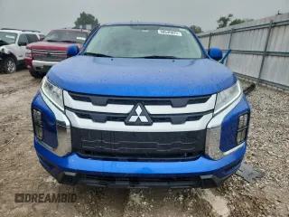 2020 Mitsubishi Outlander ES with VIN JA4AR3AU0LU010368, listed as a Copart auction lot 60640025 with 43,553 mi miles and Salvage title. Bid and sale history available at DreamBid. Image 5.