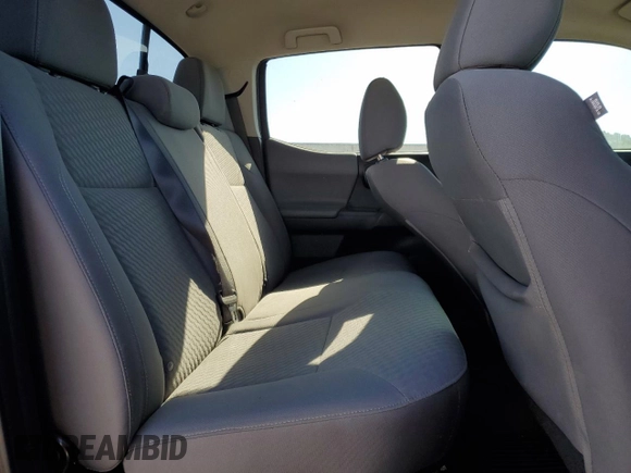 2020 Toyota Tacoma SR5 z VIN 3TMCZ5AN1LM304823, wystawiony jako Copart lot #52944755 z przebiegiem 92 244 mil mil oraz Szkoda całkowita • Salvage title. Historia ofert i sprzedaży dostępna na DreamBid. Obrazek 10.