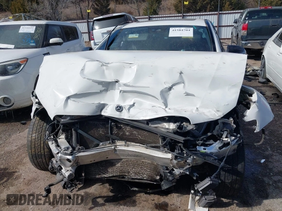 2019 Mercedes-Benz E-Class E 300 with VIN WDDZF4KB0KA581546, listed as a IAAI auction lot 41584704 with 86,014 mi miles. Bid and sale history available at carsss.com. Image 13.