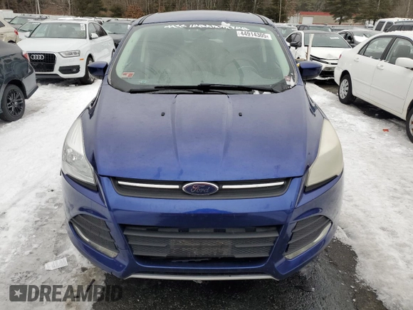 2014 Ford Escape SE with VIN 1FMCU9G93EUA01553, listed as a Copart auction lot 44914305 with 259,704 mi miles and Salvage Title. Bid and sale history available at DreamBid. Image 5.