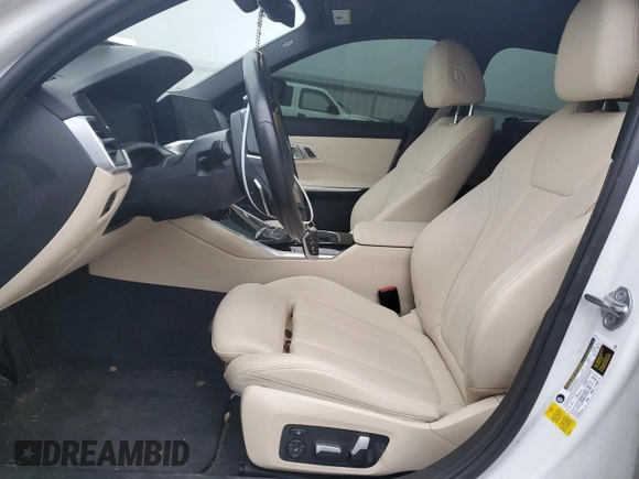 2019 BMW 3 Series 330i с VIN WBA5R1C5XKAJ98329, выставлен на аукционе Copart как лот 49005885 с пробегом 58 359 миль миль и Списание • Salvage title. История ставок и продаж доступна на DreamBid. Изображение 7.