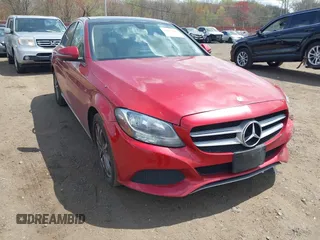 2017 Mercedes-Benz C 300 z VIN 55SWF4KB7HU231035, wystawiony jako IAAI lot #42057097 z przebiegiem 58 123 mil mil oraz . Historia ofert i sprzedaży dostępna na DreamBid. Obrazek 17.