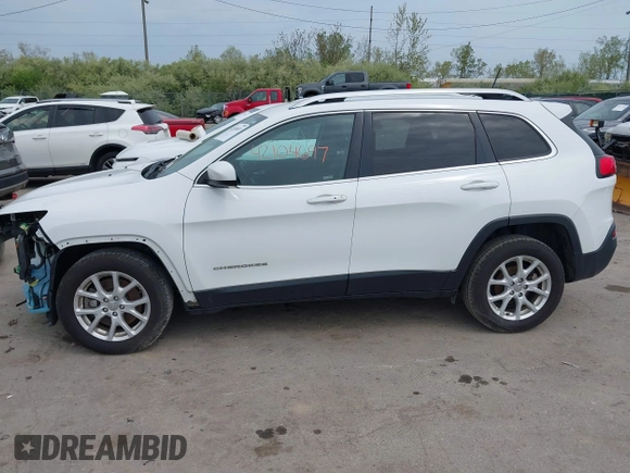 2017 Jeep Cherokee Latitude z VIN 1C4PJLCB4HD218750, wystawiony jako IAAI lot #42104697 z przebiegiem 153 708 mil mil oraz . Historia ofert i sprzedaży dostępna na DreamBid. Obrazek 15.