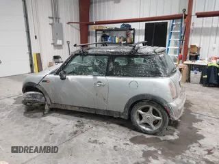 2002 MINI Hardtop with VIN WMWRC33422TC37296, listed as a IAAI auction lot 41385046 with 107,663 mi miles and . Bid and sale history available at DreamBid. Image 15.