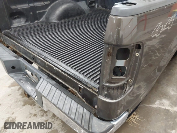 2008 Ford F-150 XLT with VIN 1FTPX14VX8KE23271, listed as a IAAI auction lot 41414622 with 160,040 mi miles. Bid and sale history available at carsss.com. Image 14.