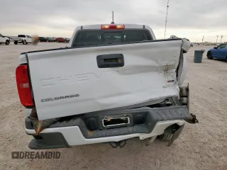 2022 Chevrolet Colorado 4WD LT with VIN 1GCGTCEN6N1306228, listed as a Copart auction lot 57074625 with 35,124 mi miles and Salvage title. Bid and sale history available at DreamBid. Image 6.