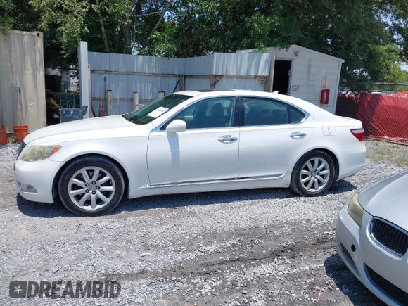 2007 Lexus LS 460 z VIN JTHBL46F175027870, wystawiony jako IAAI lot #42671694 z przebiegiem 197 941 mil mil oraz . Historia ofert i sprzedaży dostępna na DreamBid. Obrazek 14.