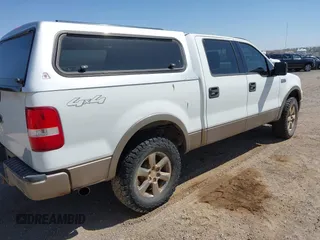 2004 Ford F-150 XLT with VIN 1FTPW14554KC29812, listed as a IAAI auction lot 41981798 with 225,155 mi miles. Bid and sale history available at carsss.com. Image 4.