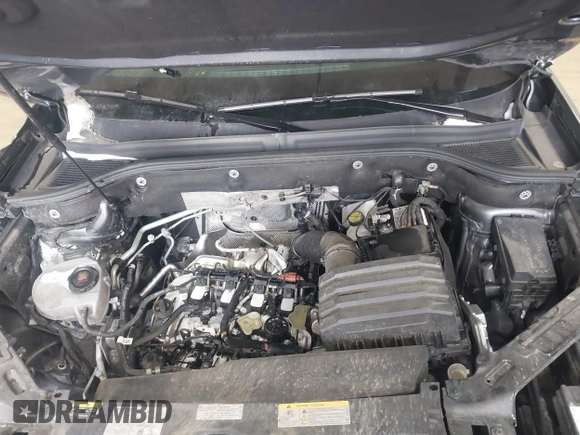 2024 Volkswagen Atlas SE with VIN 1V2KR2CA4RC559169, listed as a IAAI auction lot 41572821 with 25,998 mi miles and . Bid and sale history available at DreamBid. Image 10.