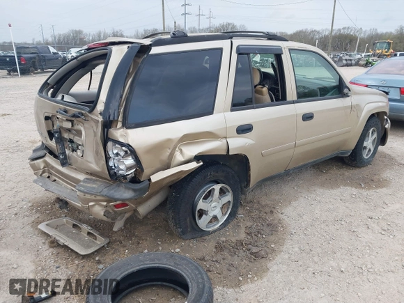 2006 Chevrolet TrailBlazer LS with VIN 1GNDS13S662284074, listed as a IAAI auction lot 41689631 with 192,598 mi miles and . Bid and sale history available at DreamBid. Image 4.