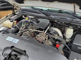 2007 Chevrolet Silverado 1500 with VIN 1GBJC34D67E167779, listed as a Copart auction lot 52091775 with 166,218 mi miles and Clean Title. Bid and sale history available at DreamBid. Image 7.