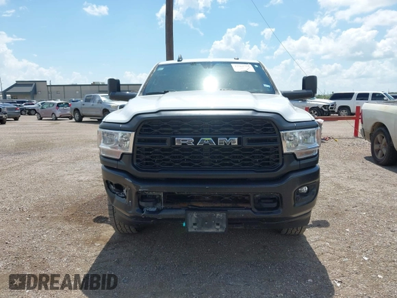 2022 Ram 2500 Tradesman with VIN 3C6UR5HJ4NG345415, listed as a IAAI auction lot 42565756 with 131,495 mi miles and . Bid and sale history available at DreamBid. Image 6.