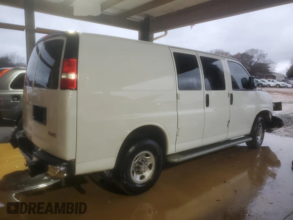 2019 GMC Savana Cargo z VIN 1GTW7AFG2K1293185, wystawiony jako Copart lot #85685444 z przebiegiem 166 770 mil mil oraz Szkody całkowita. Historia ofert i sprzedaży dostępna na DreamBid. Obrazek 3.