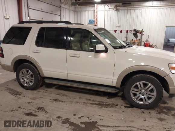2010 Ford Explorer Eddie Bauer with VIN 1FMEU7EE5AUB13603, listed as a IAAI auction lot 41499590 with 218,425 mi miles. Bid and sale history available at carsss.com. Image 13.