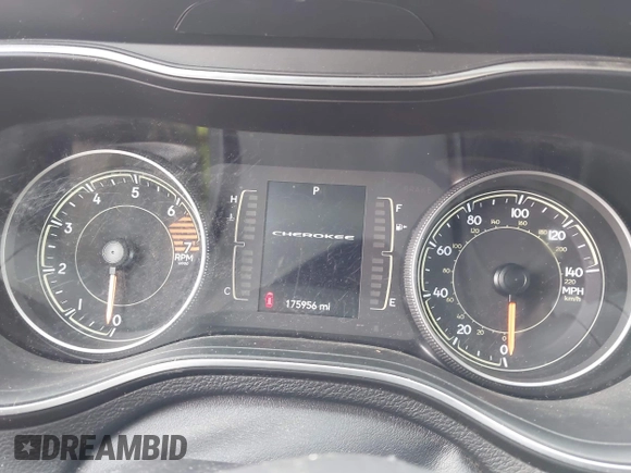 2021 Jeep Cherokee Latitude Plus z VIN 1C4PJMLB9MD140076, wystawiony jako IAAI lot #41998687 z przebiegiem 175 956 mil mil oraz . Historia ofert i sprzedaży dostępna na DreamBid. Obrazek 7.