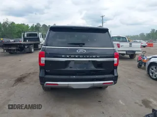 2024 Ford Expedition XLT с VIN 1FMJU1J86REA25838, выставлен на аукционе IAAI как лот 42135267 с пробегом 45 145 миль миль и . История ставок и продаж доступна на DreamBid. Изображение 16.