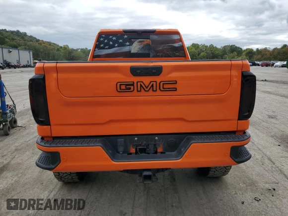 2021 GMC Sierra 3500HD Denali z VIN 1GT49WEY3MF113372, wystawiony jako Copart lot #74920824 z przebiegiem 26 900 mil mil oraz Szkoda całkowita • Salvage title. Historia ofert i sprzedaży dostępna na DreamBid. Obrazek 6.