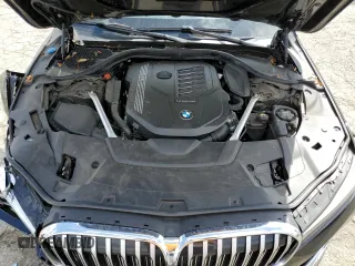 2022 BMW 7 Series 740i xDrive with VIN WBA7T4C05NCH98218, listed as a Copart auction lot 49058504 with 32,198 mi miles and . Bid and sale history available at DreamBid. Image 11.