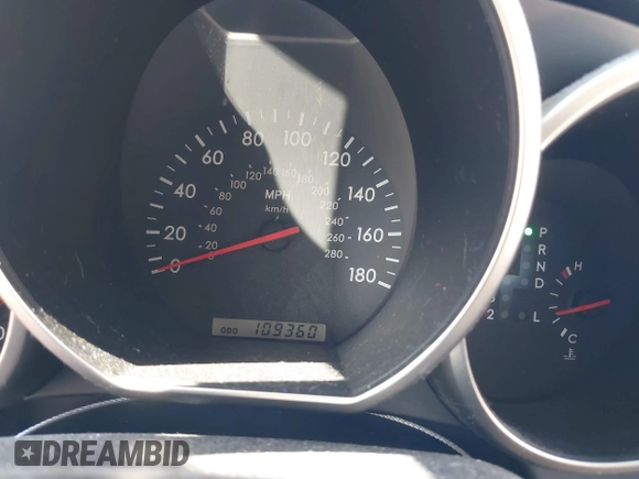 2002 Lexus SC 430 z VIN JTHFN48Y520012854, wystawiony jako IAAI lot #40255538 z przebiegiem 109 360 mil mil oraz . Historia ofert i sprzedaży dostępna na DreamBid. Obrazek 7.