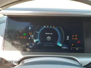 2021 Hyundai NEXO z VIN KM8J74A65MU012973, wystawiony jako Copart lot #72533484 z przebiegiem 31 841 mil mil oraz Czysty tytuł • Clean title. Historia ofert i sprzedaży dostępna na DreamBid. Obrazek 9.