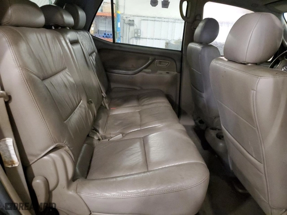 2006 Toyota Sequoia SR5 with VIN 5TDBT44A86S276782, listed as a Copart auction lot 50921865 with 207,811 mi miles and Clean Title. Bid and sale history available at carsss.com. Image 11.
