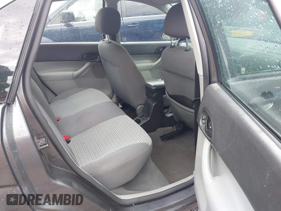 2006 Ford Focus S with VIN 1FAFP34N16W146626, listed as a IAAI auction lot 42194298 with 135,128 mi miles and . Bid and sale history available at carsss.com. Image 8.