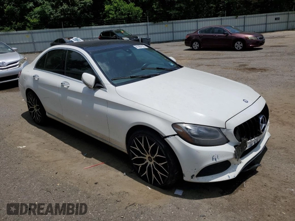 2016 Mercedes-Benz C 300 Luxury with VIN 55SWF4KB9GU165747, listed as a Copart auction lot 61984125 with 173,168 mi miles and Clean title. Bid and sale history available at DreamBid. Image 4.