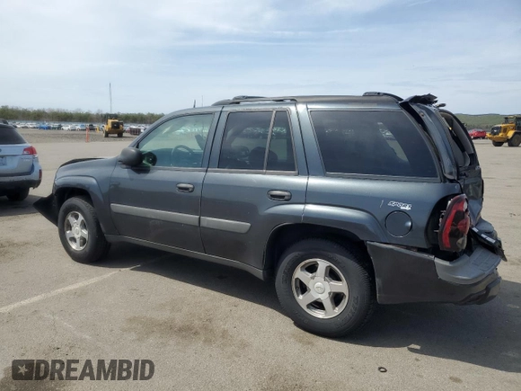 2005 Chevrolet TrailBlazer LT with VIN 1GNDT13SX52111993, listed as a Copart auction lot 54319955 with Not Provided miles and Salvage Title. Bid and sale history available at DreamBid. Image 2.