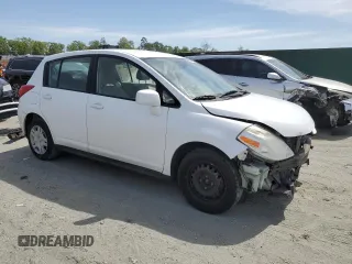 2010 Nissan Versa S z VIN 3N1BC1CP6AL447762, wystawiony jako Copart lot #53617295 z przebiegiem 165 846 mil mil oraz Szkoda całkowita • Salvage title. Historia ofert i sprzedaży dostępna na DreamBid. Obrazek 4.