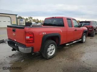 2007 Chevrolet Silverado 1500 LT w/1LT with VIN 1GCEC19J47Z508394, listed as a Copart auction lot 77860554 with 129,861 mi miles and Salvage Title. Bid and sale history available at carsss.com. Image 3.