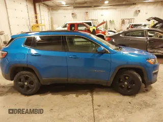 2018 Jeep Compass Altitude with VIN 3C4NJDBB5JT345165, listed as a IAAI auction lot 41618844 with 66,226 mi miles and . Bid and sale history available at carsss.com. Image 13.