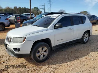 2015 Jeep Compass Sport with VIN 1C4NJCBA9FD400036, listed as a Copart auction lot 46755295 with 174,979 mi miles and Salvage Title. Bid and sale history available at carsss.com. Image 1.