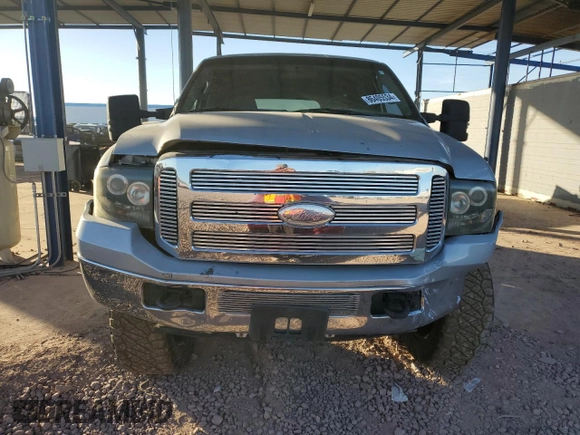 2005 Ford Excursion Special Serv with VIN 1FMNU40L65EB83177, listed as a Copart auction lot 86405534 with 147,144 mi miles and Salvage title. Bid and sale history available at DreamBid. Image 5.