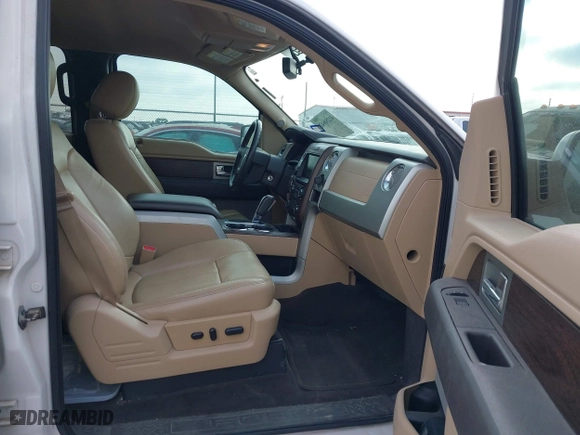 2013 Ford F-150 XL with VIN 1FTFW1CT8DKF09574, listed as a IAAI auction lot 41250642 with 233,935 mi miles. Bid and sale history available at carsss.com. Image 5.