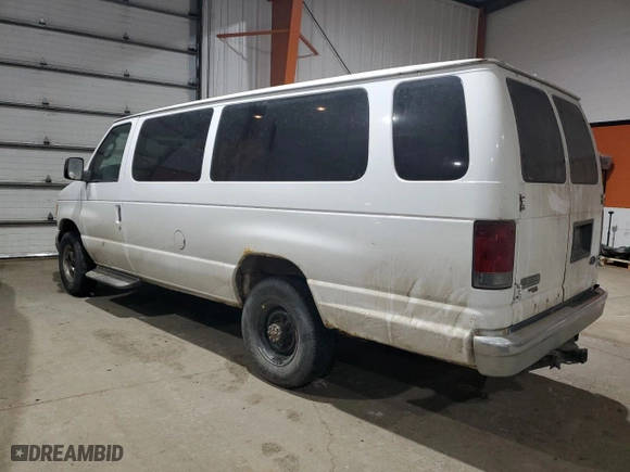 2007 Ford Econoline Wagon XL with VIN 1FBSS31L47DA97014, listed as a Copart auction lot 82583214 with 227,766 mi miles and Clean Title. Bid and sale history available at carsss.com. Image 2.