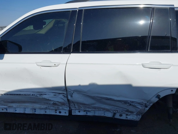 2021 Jeep Grand Cherokee Limited z VIN 1C4RJJBG5M8125958, wystawiony jako IAAI lot #41972416 z przebiegiem 85 729 mil mil oraz . Historia ofert i sprzedaży dostępna na DreamBid. Obrazek 15.