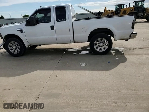 2008 Ford F-250 XL z VIN 1FTNX20508ED32012, wystawiony jako Copart lot #60426005 z przebiegiem 379 231 mil mil oraz Szkoda całkowita • Salvage title. Historia ofert i sprzedaży dostępna na DreamBid. Obrazek 13.