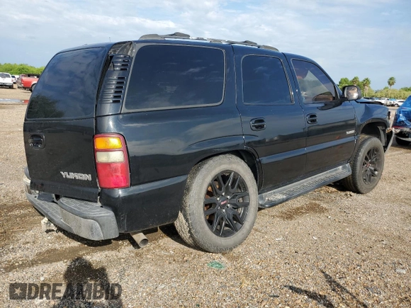 2000 GMC Yukon SLT with VIN 1GKEK13T3YJ202112, listed as a Copart auction lot 71713084 with 303,866 mi miles and Salvage Title. Bid and sale history available at carsss.com. Image 3.