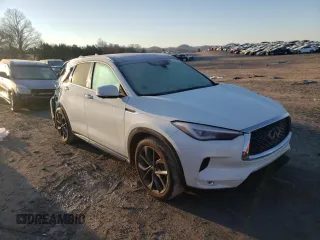 2019 Infiniti QX50 LUXE with VIN 3PCAJ5M37KF103066, listed as a Copart auction lot 71511262 with 59,538 mi miles. Bid and sale history available at carsss.com. Image 4.