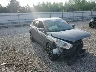 2018 Nissan Kicks SV z VIN 3N1CP5CU5JL520738, wystawiony jako Copart lot #53406785 z przebiegiem 82 082 mil mil oraz Szkoda całkowita • Salvage title. Historia ofert i sprzedaży dostępna na DreamBid. Obrazek 12.
