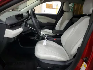 2022 Ford Mustang Mach-E Premium z VIN 3FMTK3SUXNMA56049, wystawiony jako Copart lot #55595135 z przebiegiem Nie podano mil oraz Szkoda całkowita • Salvage title. Historia ofert i sprzedaży dostępna na DreamBid. Obrazek 7.