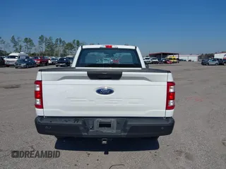 2021 Ford F-150 XL с VIN 1FTMF1CB3MKF00909, выставлен на аукционе IAAI как лот 41648893 с пробегом 63 970 миль миль и . История ставок и продаж доступна на DreamBid. Изображение 16.