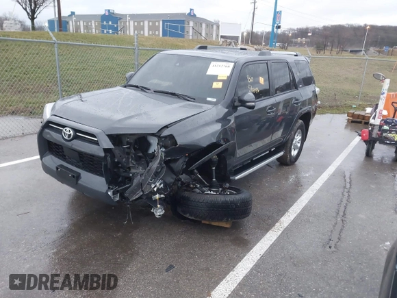 2024 Toyota 4Runner SR5 Premium with VIN JTENU5JRXR6306925, listed as a IAAI auction lot 41212768 with 2,905 mi miles and . Bid and sale history available at DreamBid. Image 2.