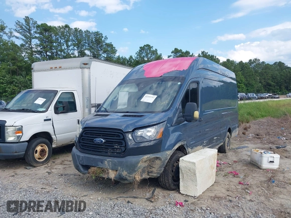 2019 Ford Transit z VIN 1FTYR3XMXKKB33312, wystawiony jako IAAI lot #42253712 z przebiegiem 68 590 mil mil oraz . Historia ofert i sprzedaży dostępna na DreamBid. Obrazek 17.