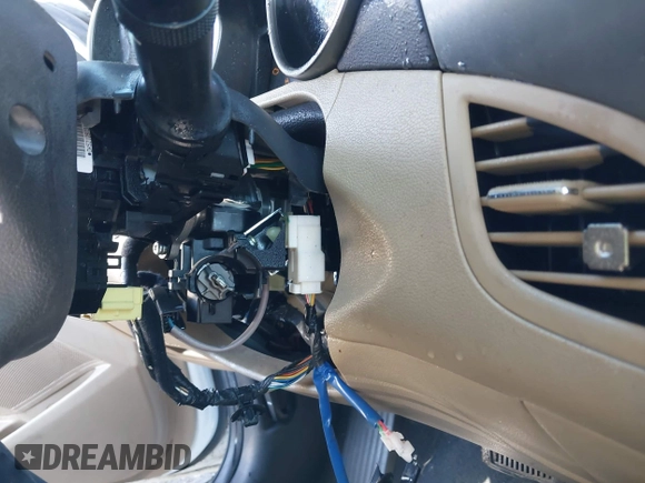 2013 Hyundai Elantra GLS with VIN 5NPDH4AEXDH272852, listed as a IAAI auction lot 42287071 with 255,478 mi miles and . Bid and sale history available at DreamBid. Image 13.