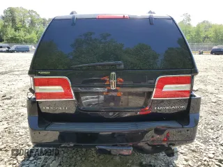 2014 Lincoln Navigator z VIN 5LMJJ2J58EEL00184, wystawiony jako Copart lot #54724025 z przebiegiem 200 772 mil mil oraz Szkoda całkowita • Salvage title. Historia ofert i sprzedaży dostępna na DreamBid. Obrazek 6.