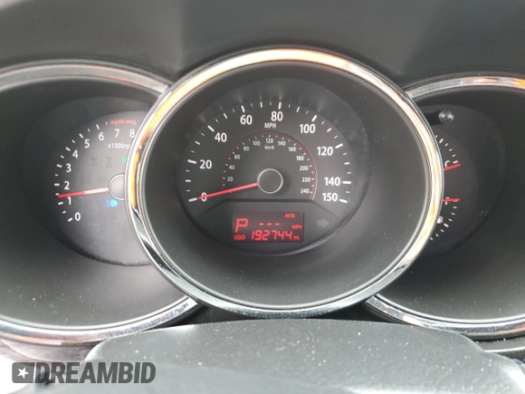 2011 Kia Sorento EX z VIN 5XYKU4A25BG002005, wystawiony jako Copart lot #56504425 z przebiegiem 192 744 mil mil oraz Szkoda całkowita • Salvage title. Historia ofert i sprzedaży dostępna na DreamBid. Obrazek 9.